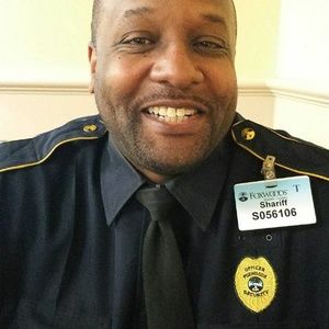 Meet your Posher, Shariff